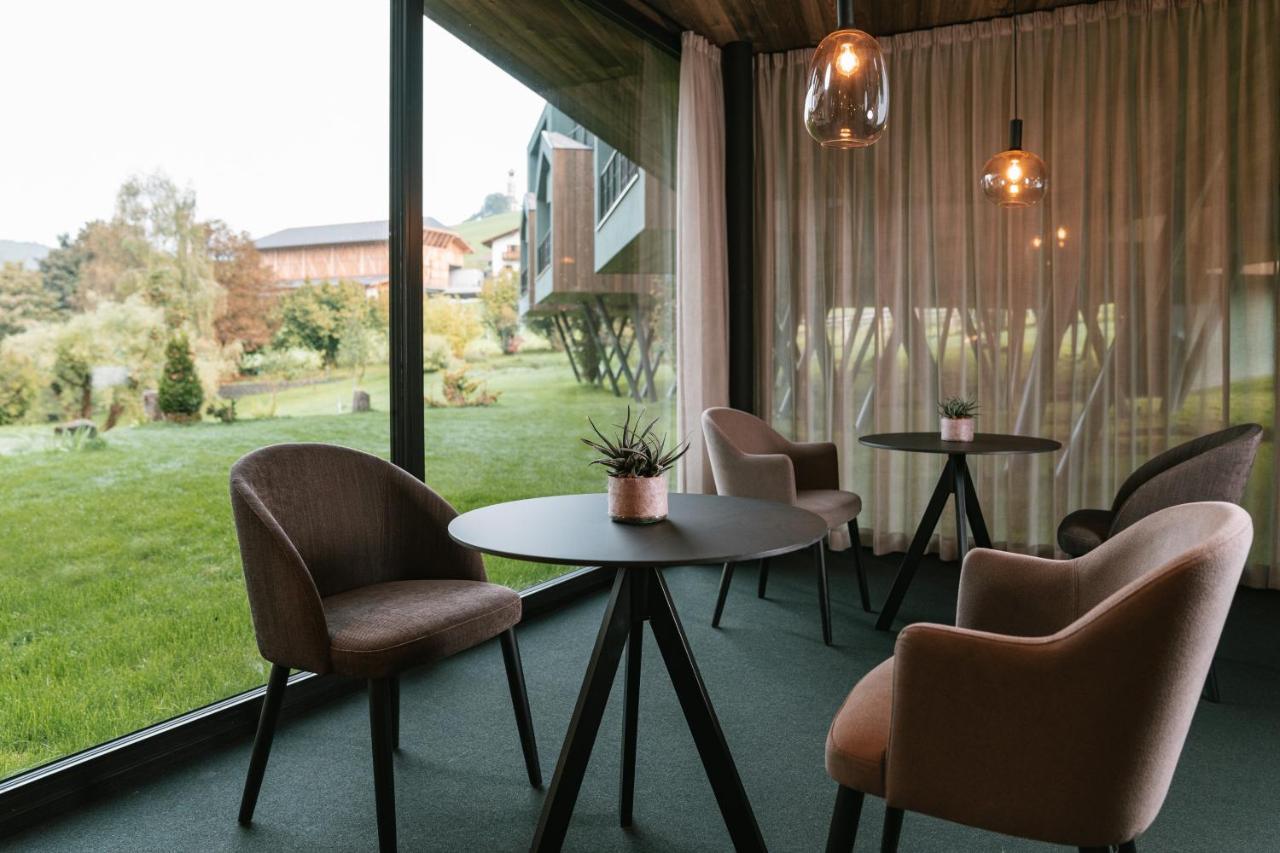 Floris Green Suites By Parc Hotel Florian Сьюзи Экстерьер фото