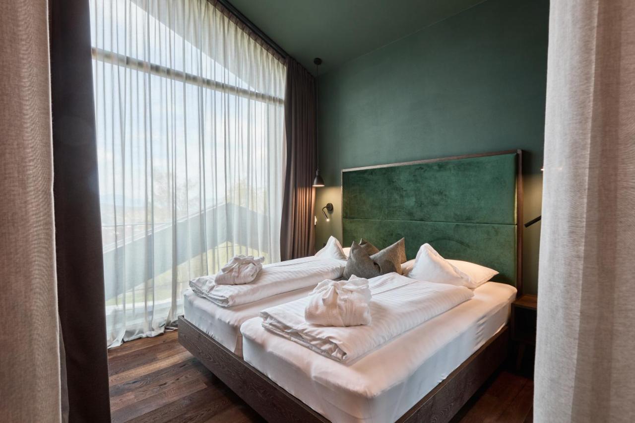 Floris Green Suites By Parc Hotel Florian Сьюзи Экстерьер фото